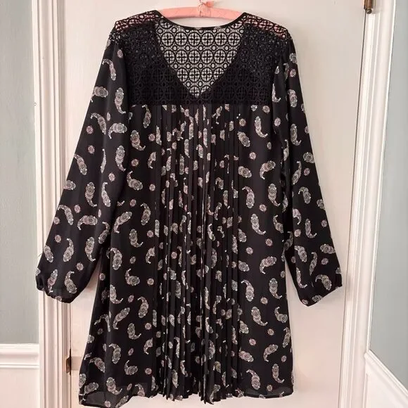 DR2 by Daniel Rainn L pleat back black crochet detailed paisley Pockets V-neck d - Picture 4 of 16